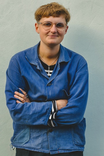 Julia Head