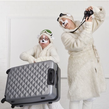 The Polar Bears Go, Go, Go! The Polar Bears Go, Go, Go!